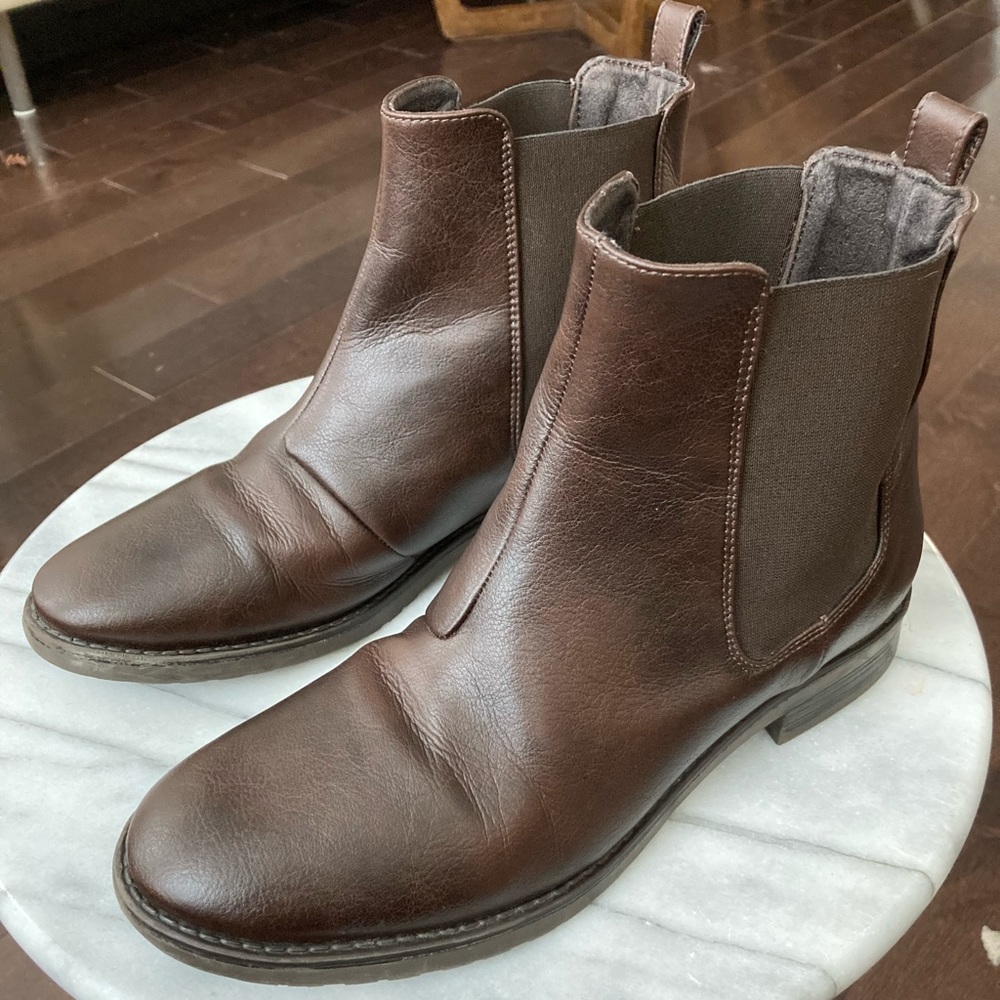 Will’s Vegan Smart Chelsea Boots